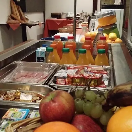 Ξενοδοχείο Norotel 3*